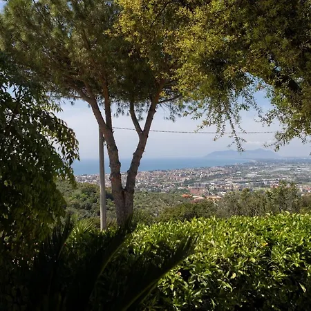 Holidaycasa Circe - Con Giardino Vista Mare * Terracina