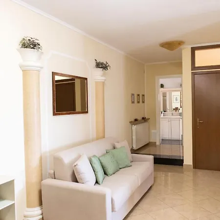 Holidaycasa Circe - Con Giardino Vista Mare